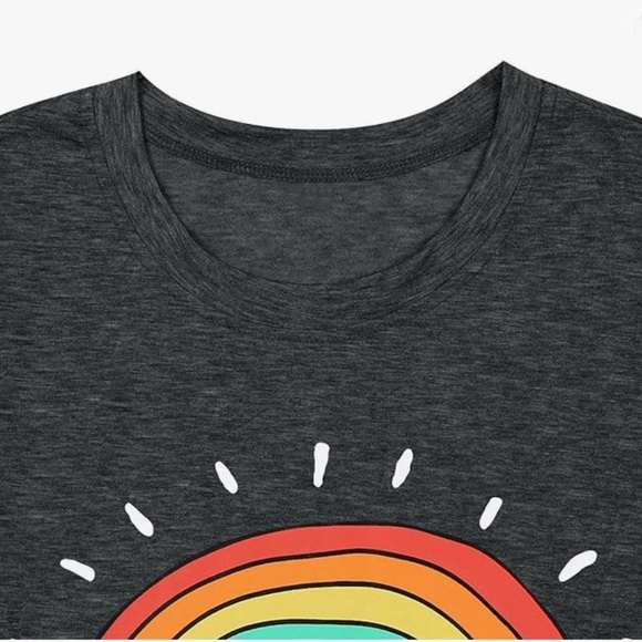 NWT 🦋 "BE KIND" Cotton blend tee | Small - Picture 6 of 8